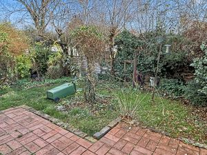 Photo 11- click for photo gallery